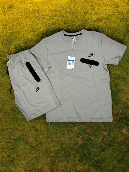 Compleu NIKE TECH FLEECE Vara - Compleu Unisex - Calitate Premium