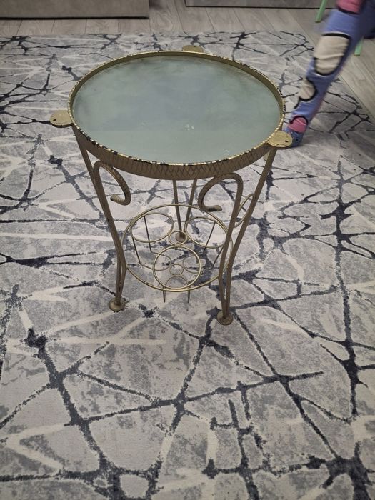 Măsuță rustica        .