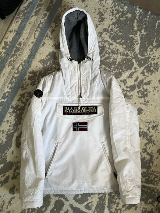 Анорак напапири