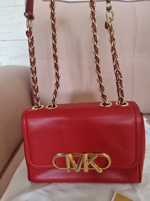 Кожена чанта Michael Kors с регулируема дръжка