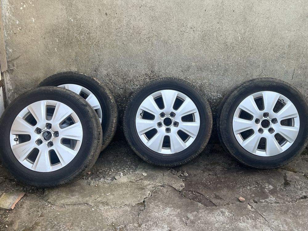 Гуми с джанти 5х112 R16