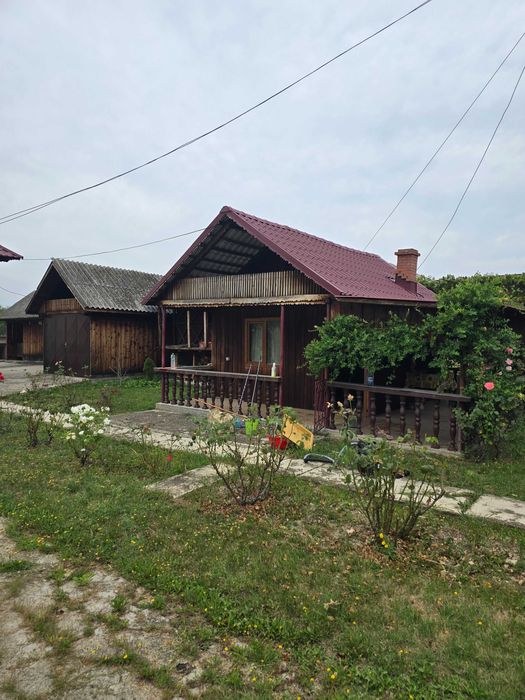 Traieste langa natura ! Casa cu gradina mare !