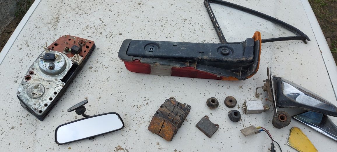 Piese mercedes cobra w123, ceasuri faruri stopuri alternator volan