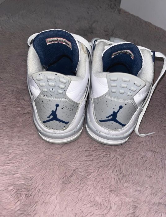 Jordan 4 Midnight Navy