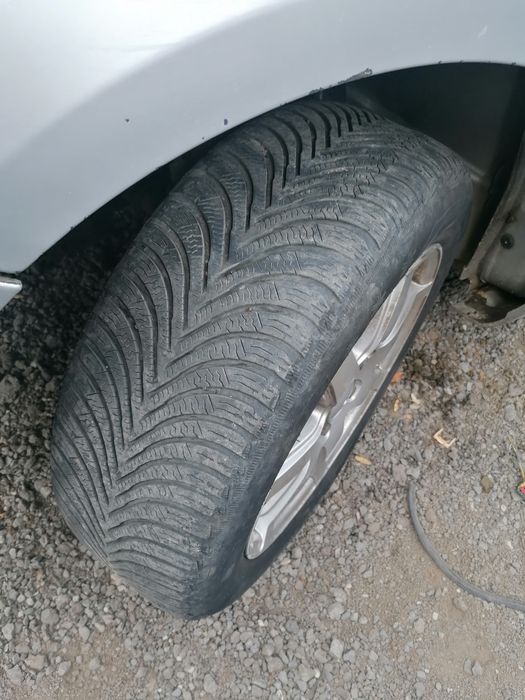 Jante aliaj 16 Ford Focus, Mondeo, Volvo cauciucuri iarna 205 55 R16