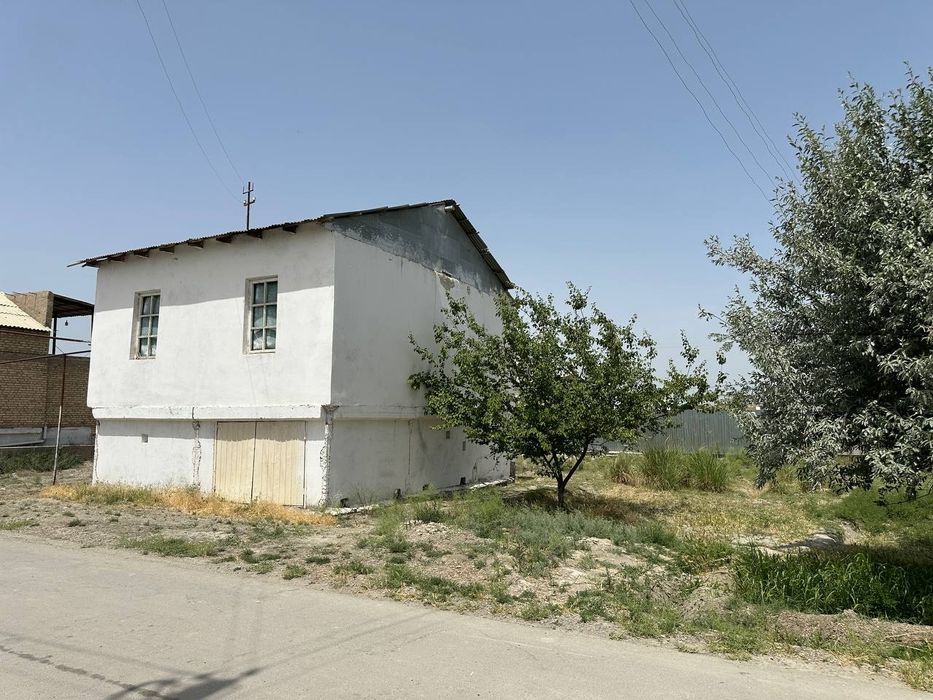 Dalahovli tez va arzon sotiladi