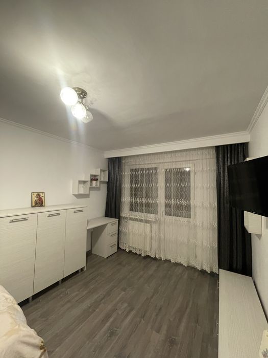 De inchiriat garsoniera