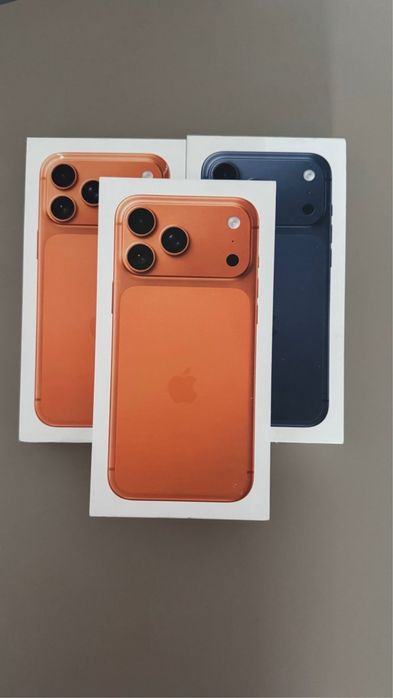 Vand iPhone 17 pro max 256gb