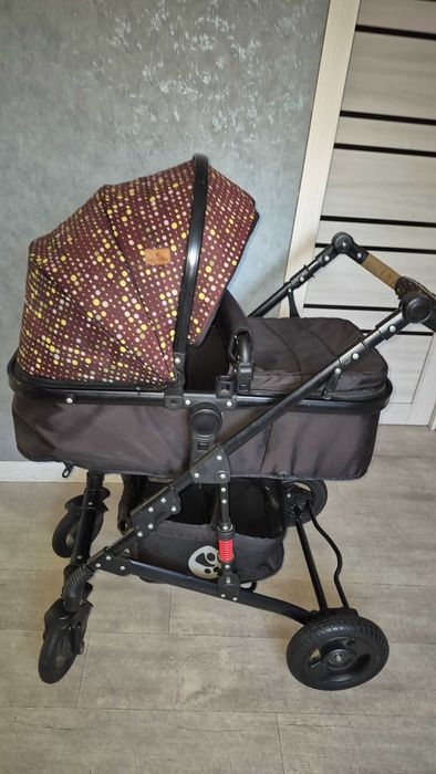 Коляска в хорошем состоянии