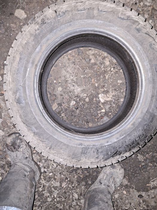 Продам резины 215/65 R16