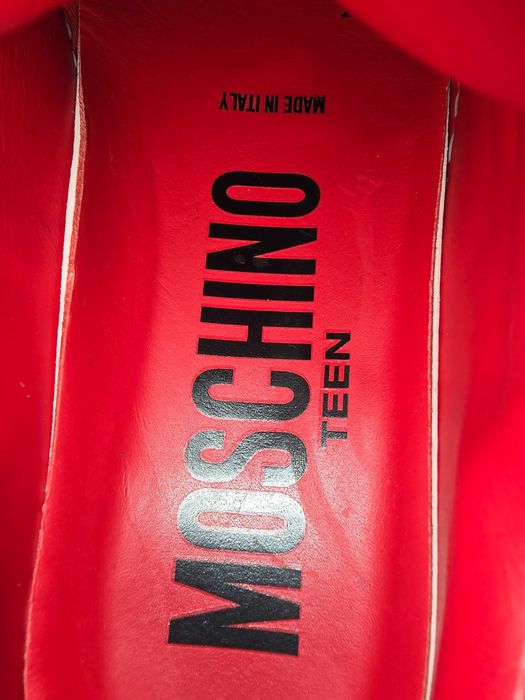 Детски сникърси Moschino