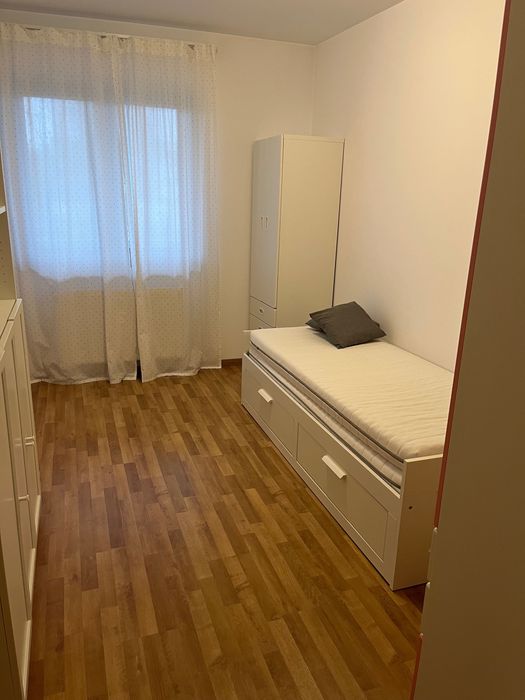 Vânzare apartament 3 camere