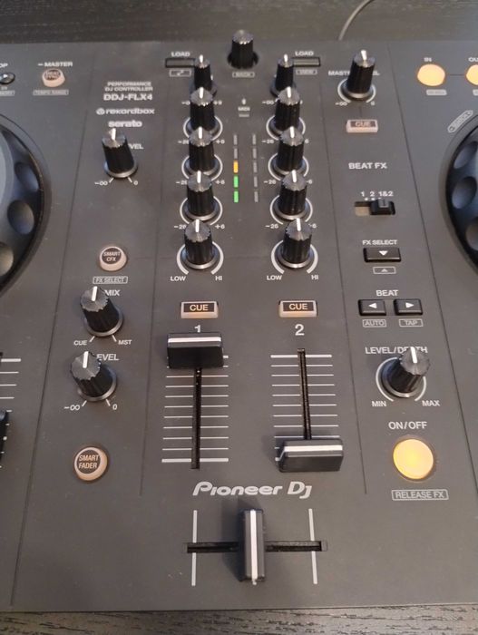 Pioneer DDJ-FLX4 Controller DJ - Stare Buna, Cutie Originala