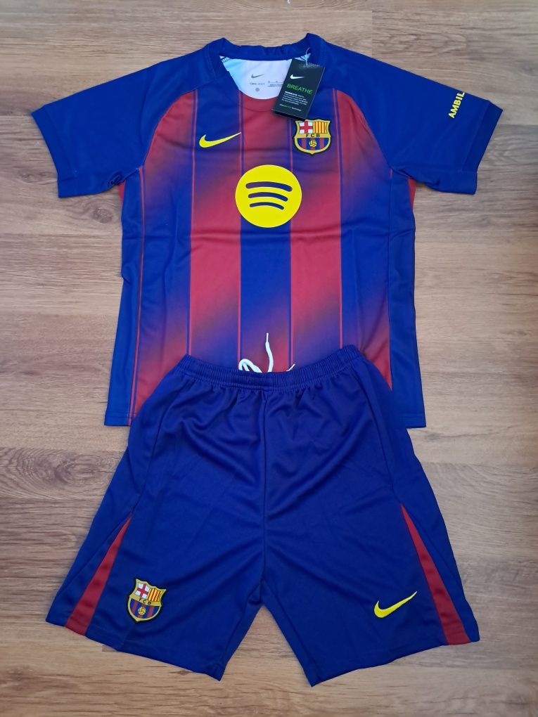 Детски екип Barcelona ръст 158