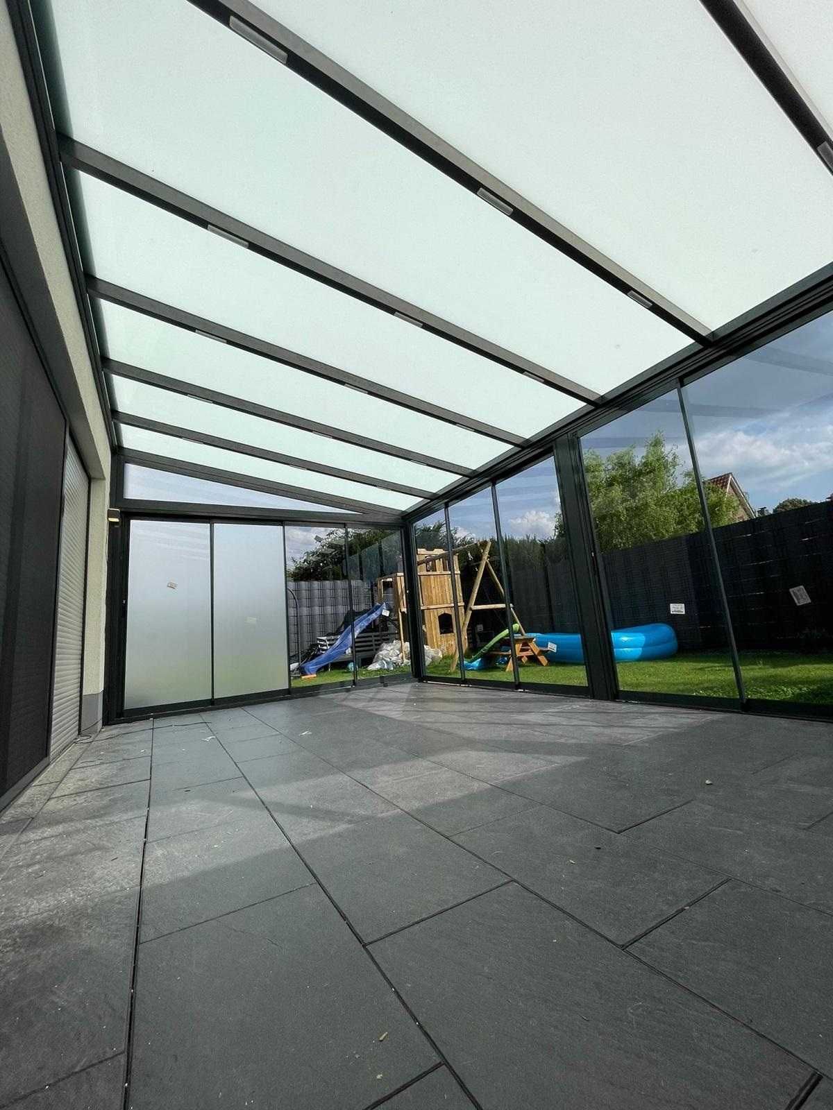 PERGOLA- bioclimatic, retractibil, STICLA- tip ghilotina, tip glisanta