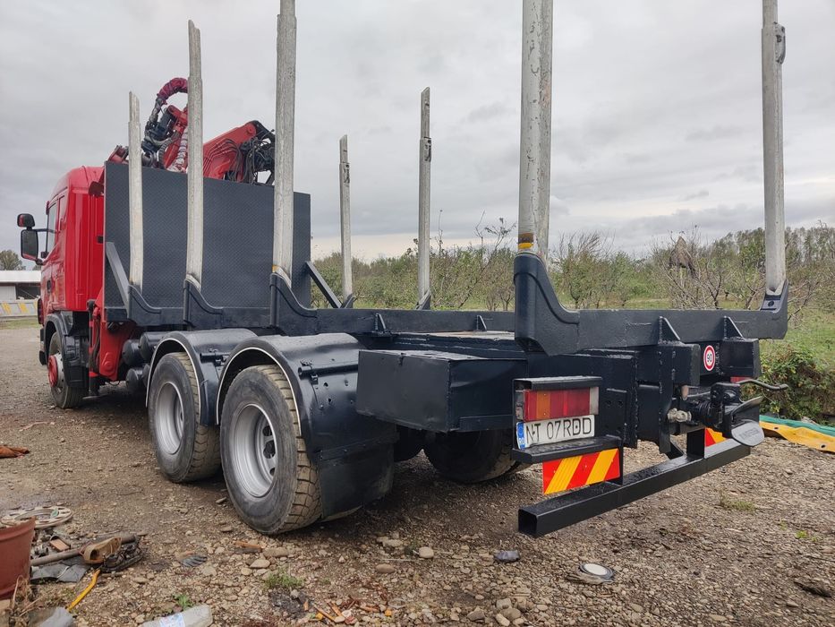Camion forestier Scania 580