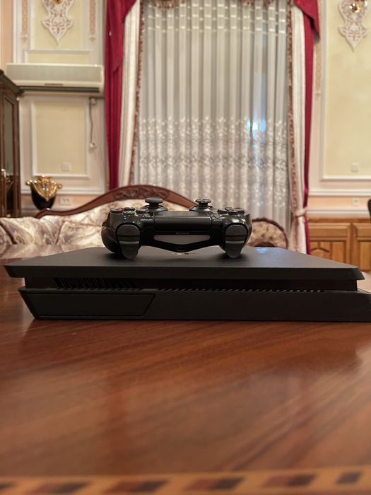 Playstation 4 1TB 18 oyin bor nathi kelishtirib beraman
