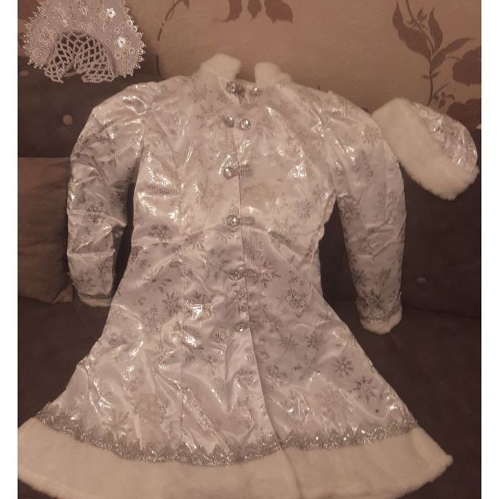 Продается костюм Снегурочки