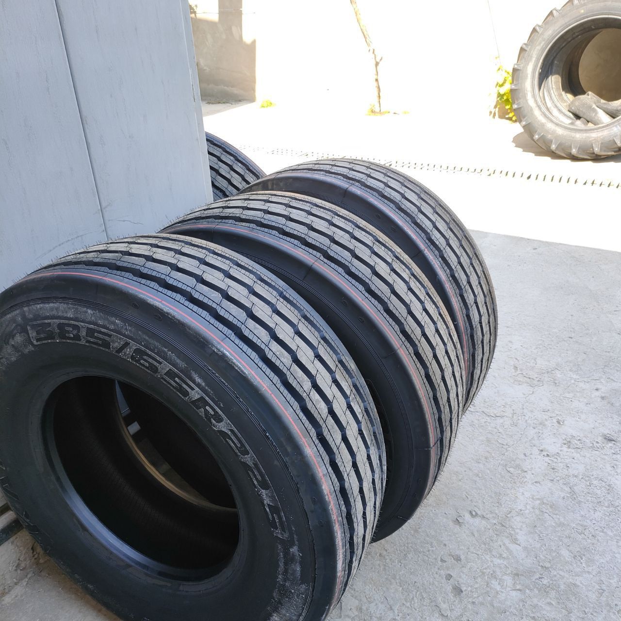 Автошина 385/65R22.5 Кама