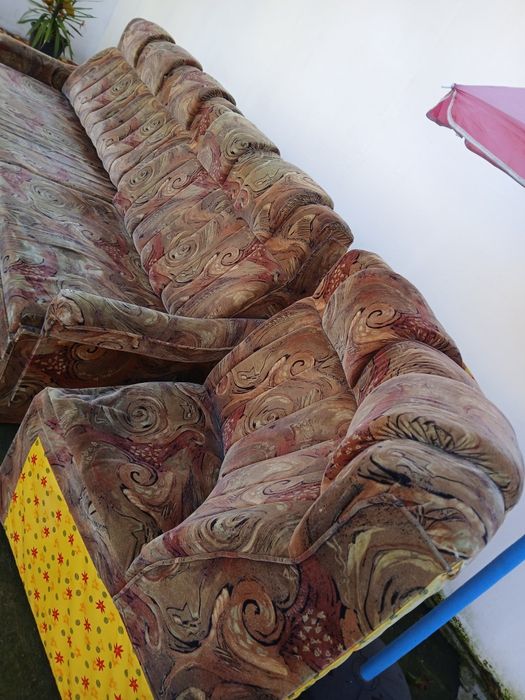 Canapea extensibila .