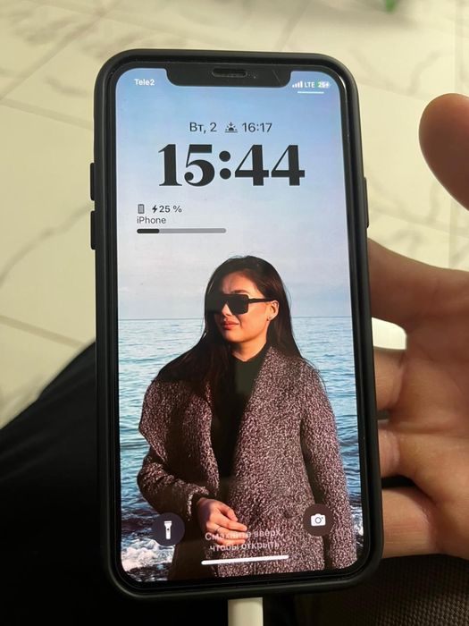 Айфон Х 256 г в хорошем состояний