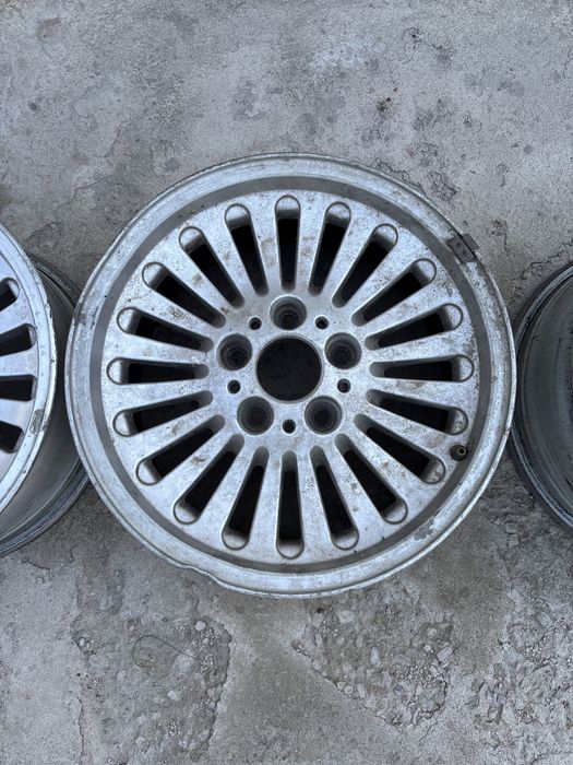 Диски от BMW, всего 3 дисков