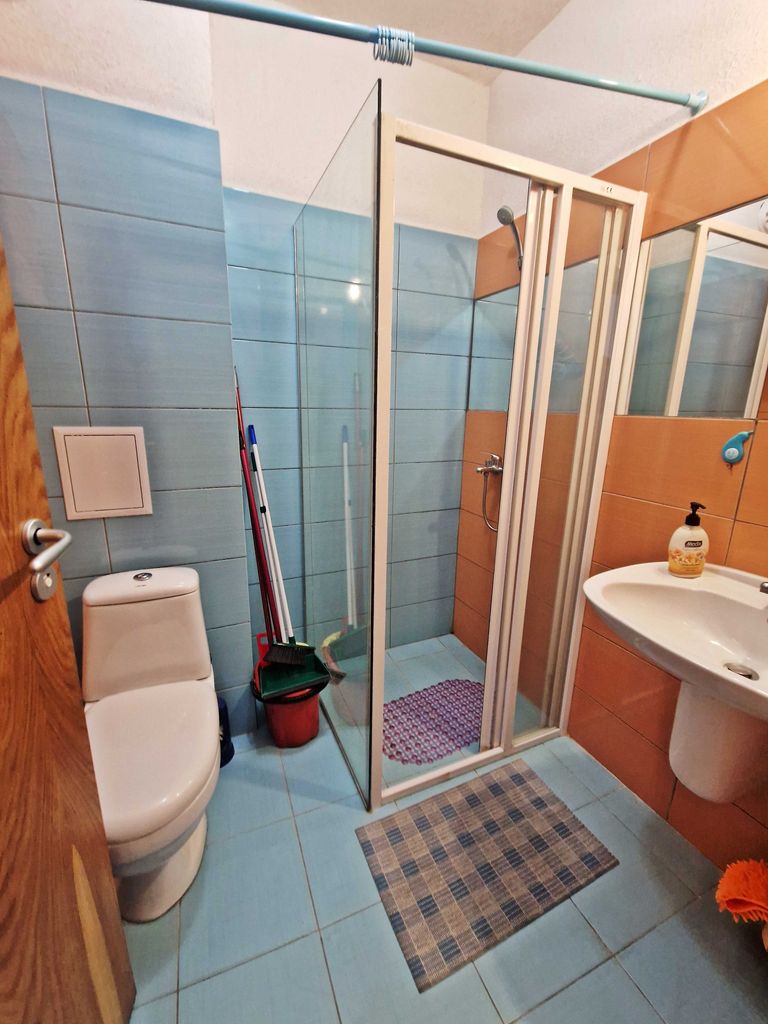 Продава се Едностаен апартамент в к.к. Слънчев бряг - 28 кв.м за 1375 €/кв.м - Снимка #6