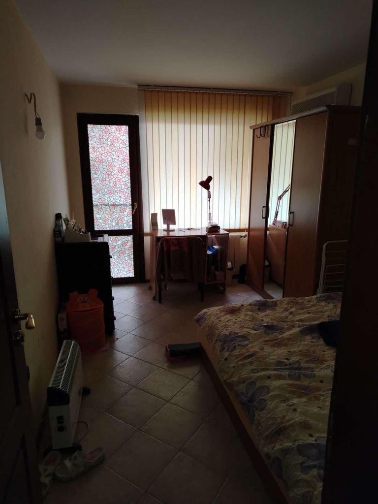 Дава се под наем Тристаен апартамент в Пловдив, Център - 80 кв.м за 450 € - Снимка #3