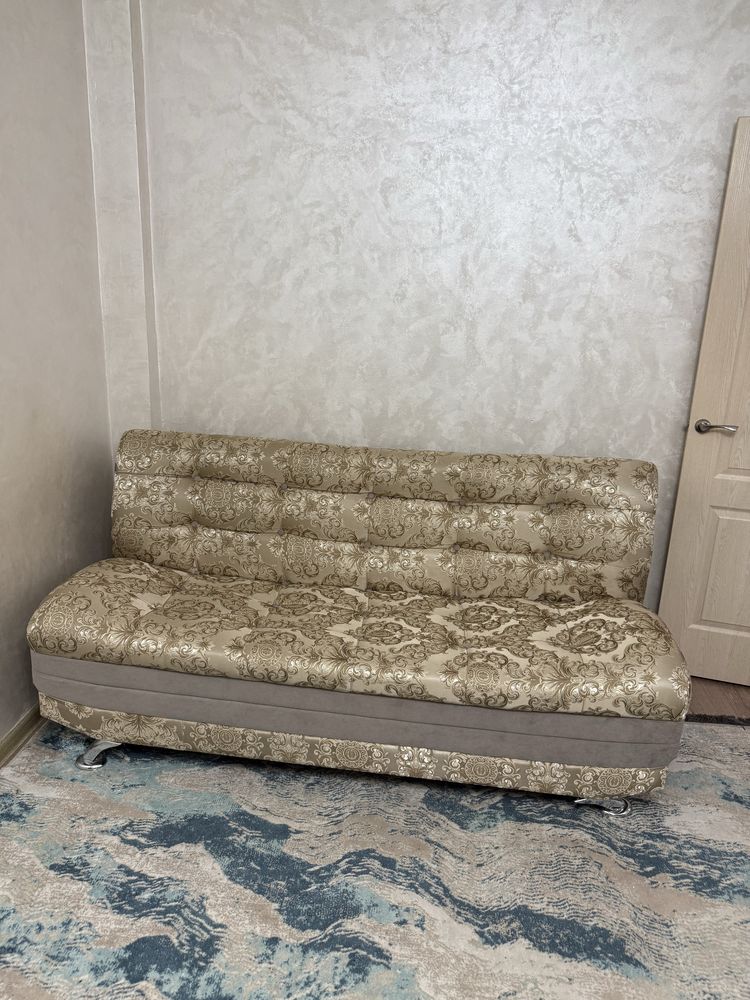 Продам диван раскладной