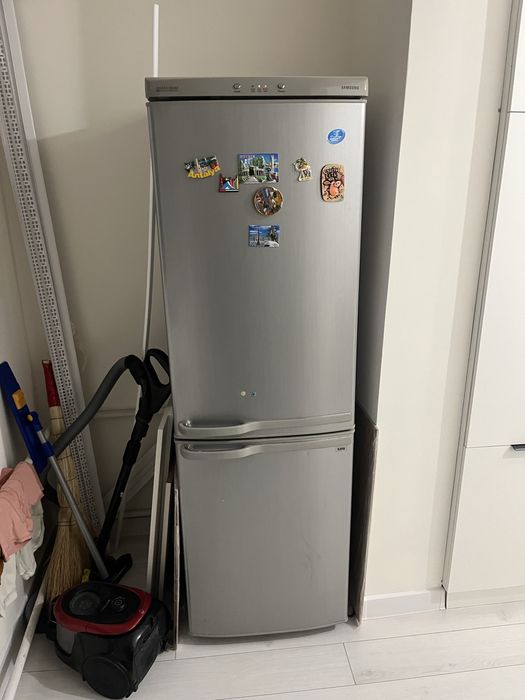 Холодильник samsung