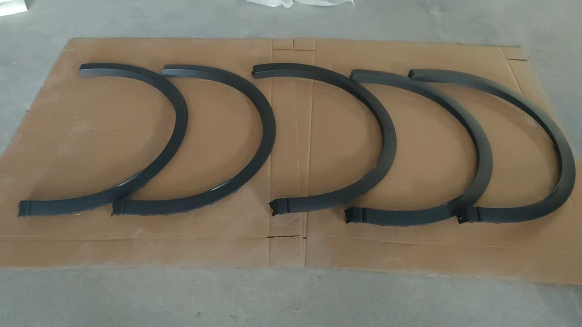 Vw id 4 crozz va id 4 x avtoehtiyot qismlari mavjud