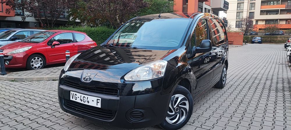 Peugeot partner 1.6 hdi/ 90 cp/2013/3 locuri+ loc narfa