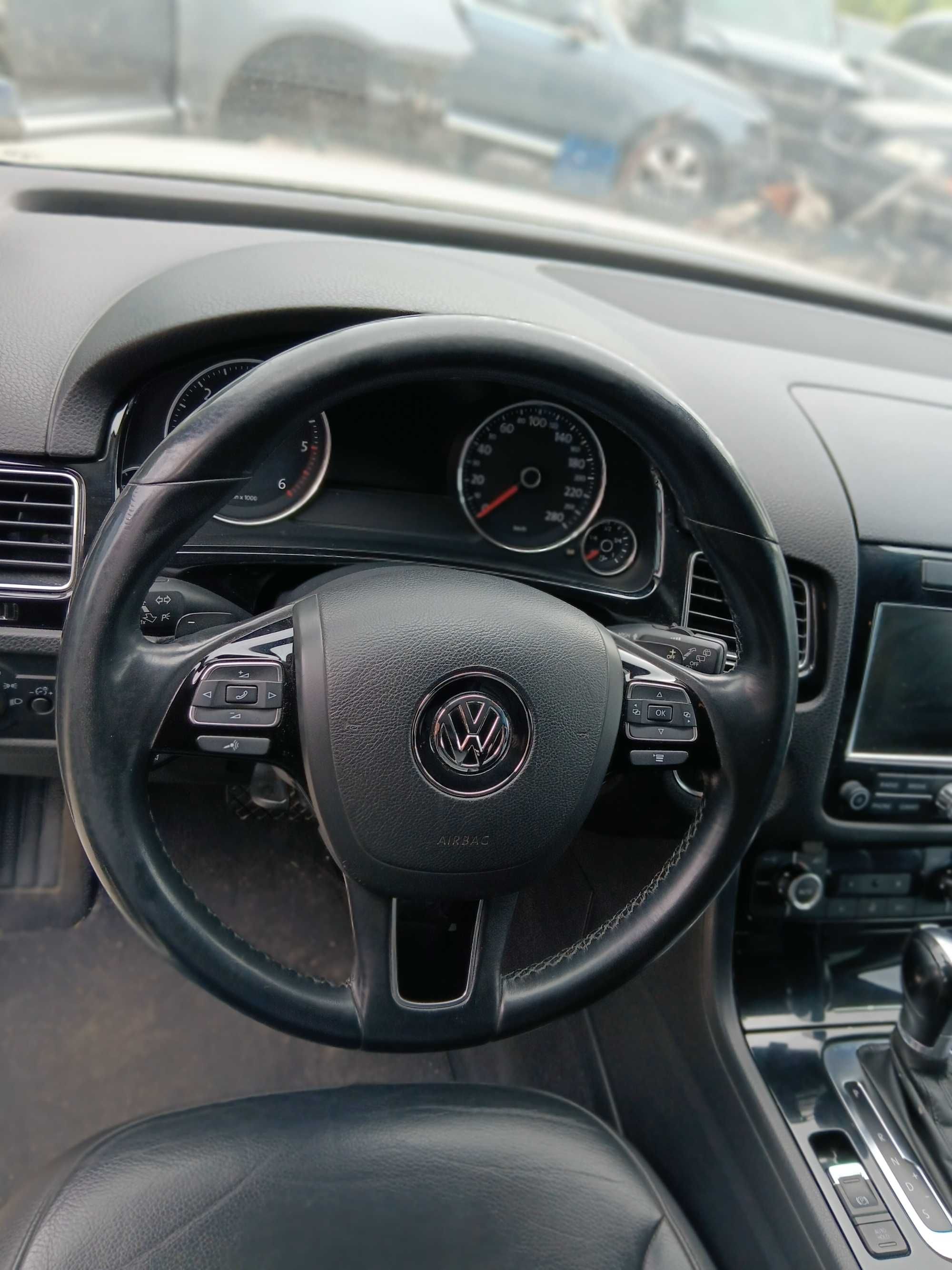 VW Touareg 3.0 TDI CAS motor  240 к.с. , 60 броя на части