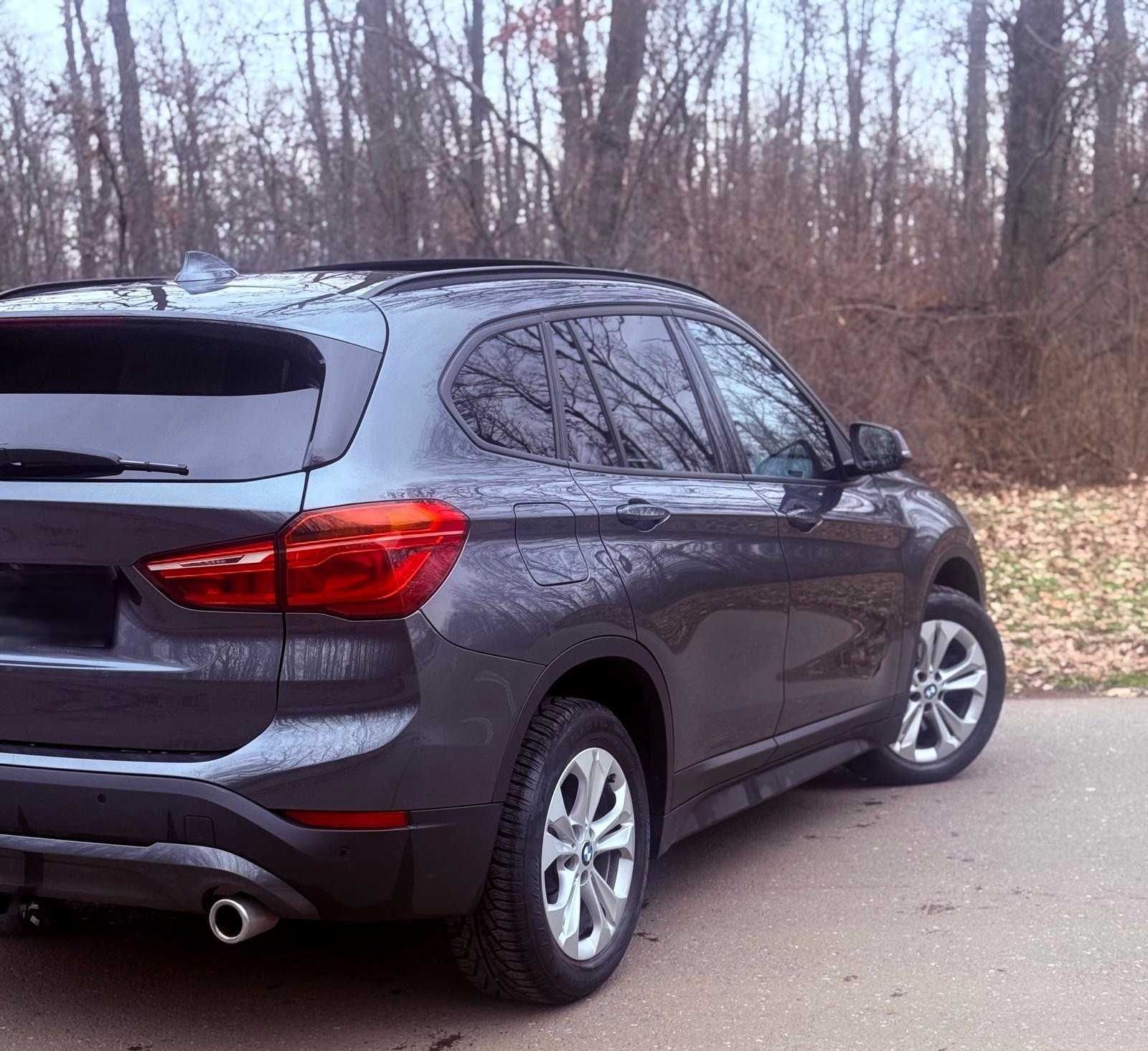 Bmw X1 2.0d  Trapa / Panorama / Piele