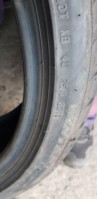 Зимни гуми-18цола-225/40-1бр.-100лв."PIRELLI "