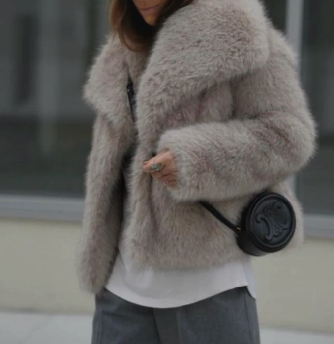 Blana Zara      Artificiala