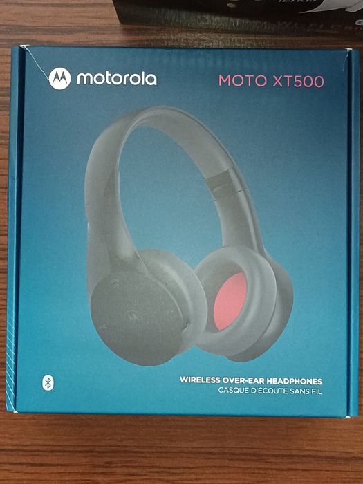 Motorola XT 500.