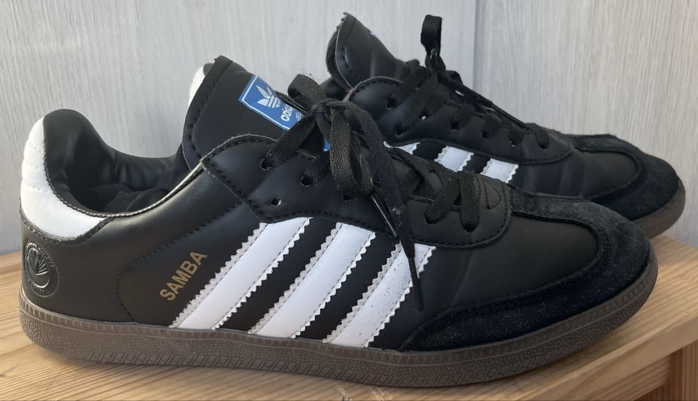 Кроссовки Adidas neo и adidas samba