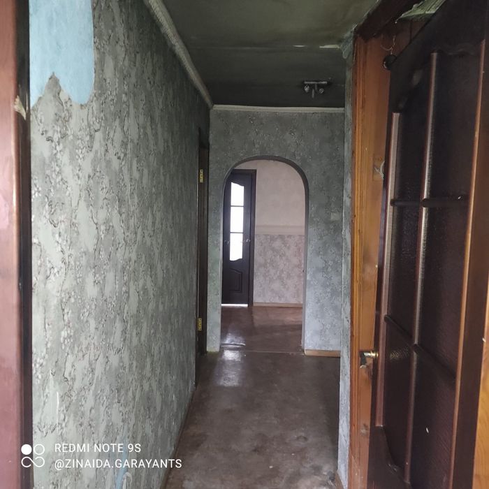 Продам два дома в одном дворе