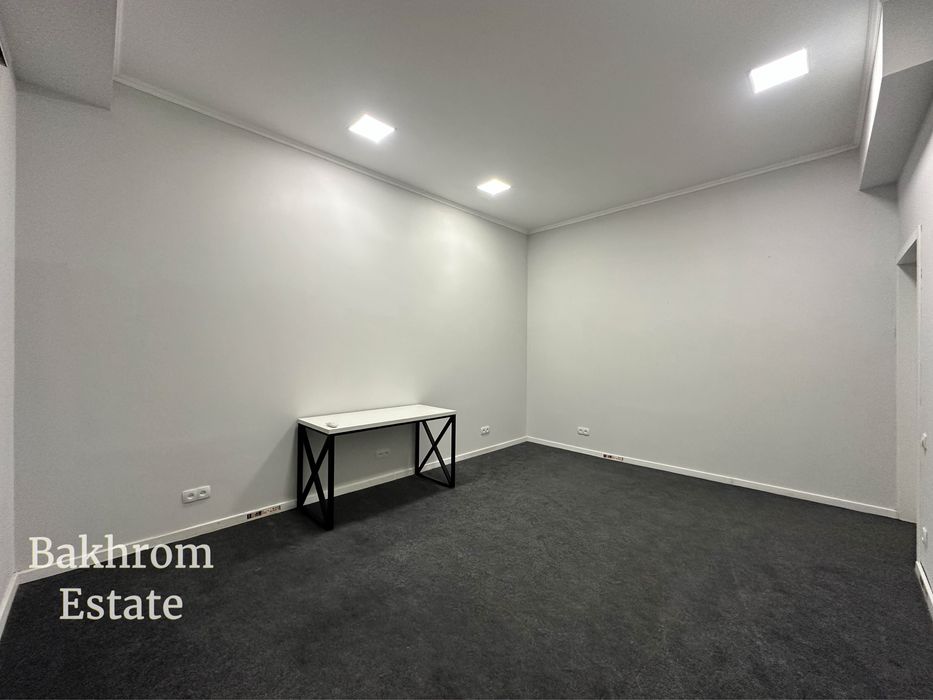 Офис • 19 м² • Ганга м. Гафура Гуляма, с мебелью