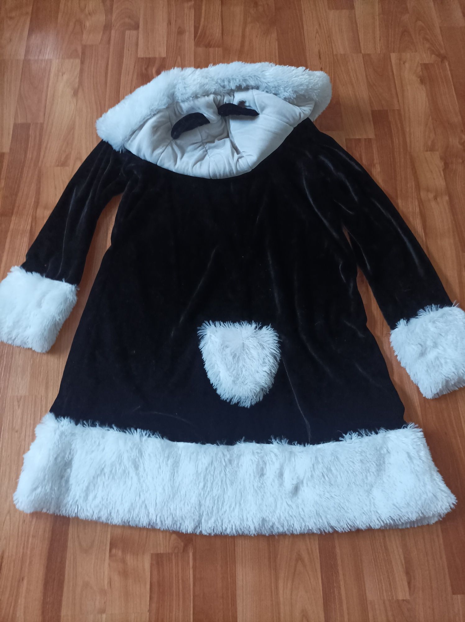 Costum panda femei