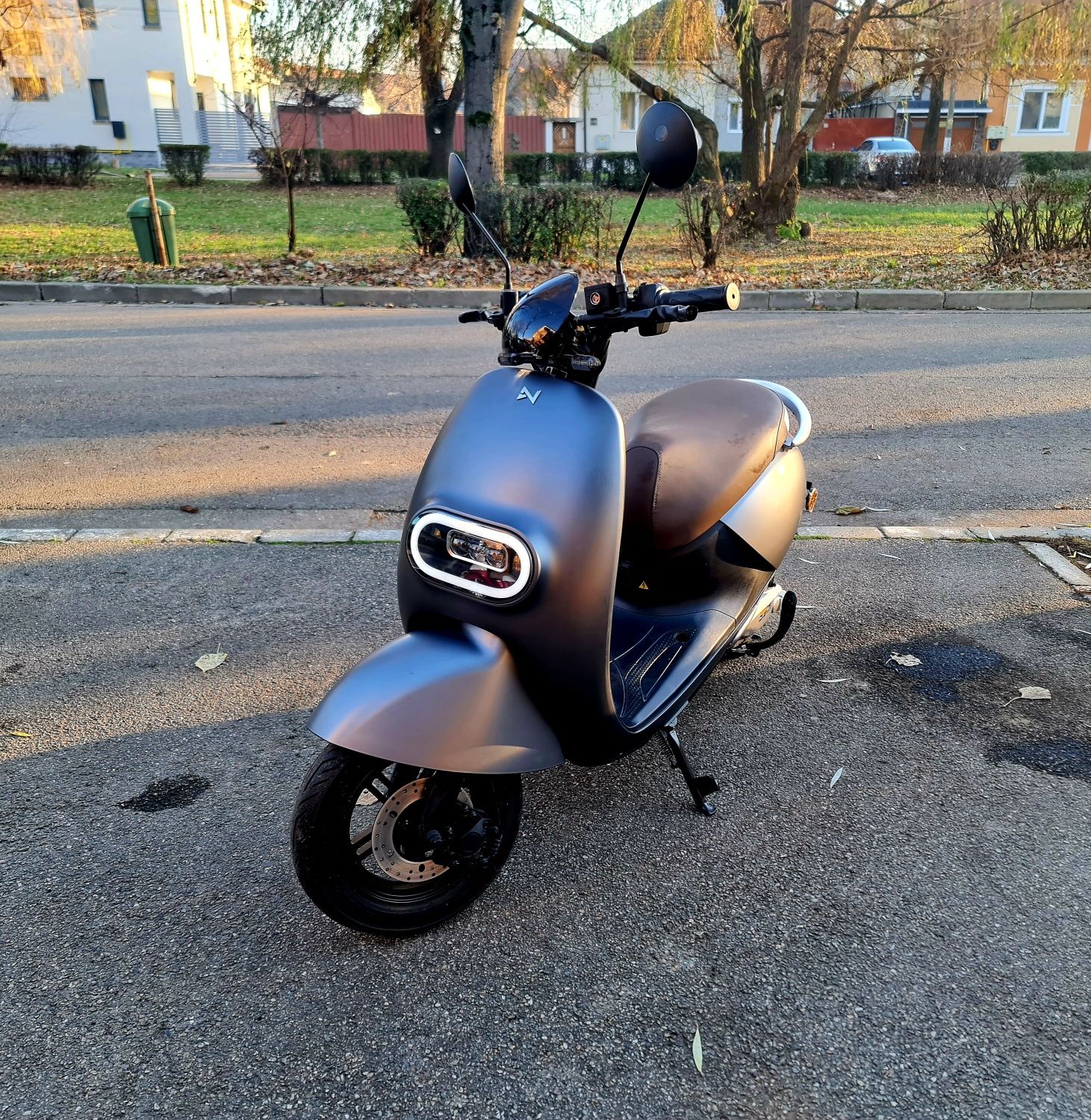 Moto/Scuter Yamaha/Moden/Lvneng S3w electric - nou - vespa