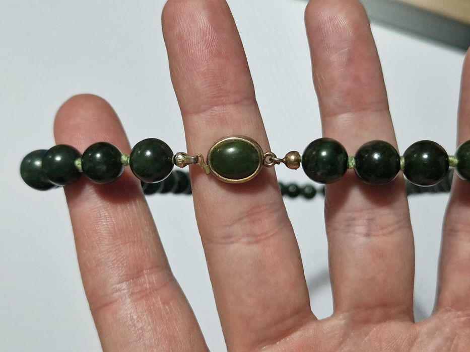 Colier din jad natural piesă vintage cu ștanta 45V, 66-stare excelentă