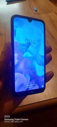 Продавам смартфон Huawei Y5 2019г.