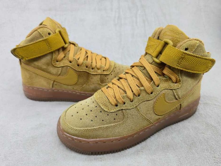 Nike Air Force 1 High LV8 3 - mărime 35.5