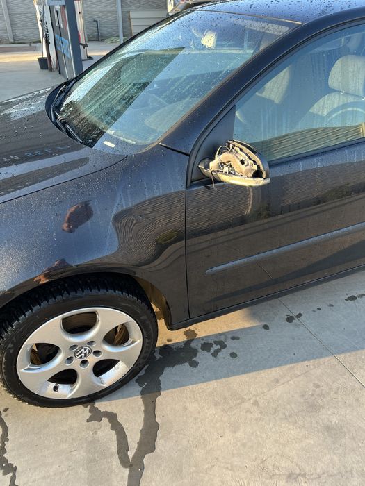 Vând wolkswagen/golf 5