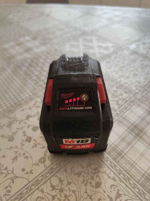 Acumulator (baterie) Milwaukee M18, 12Ah, celule Samsung noi