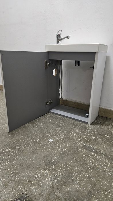 Chiuveta plus masca ingusta