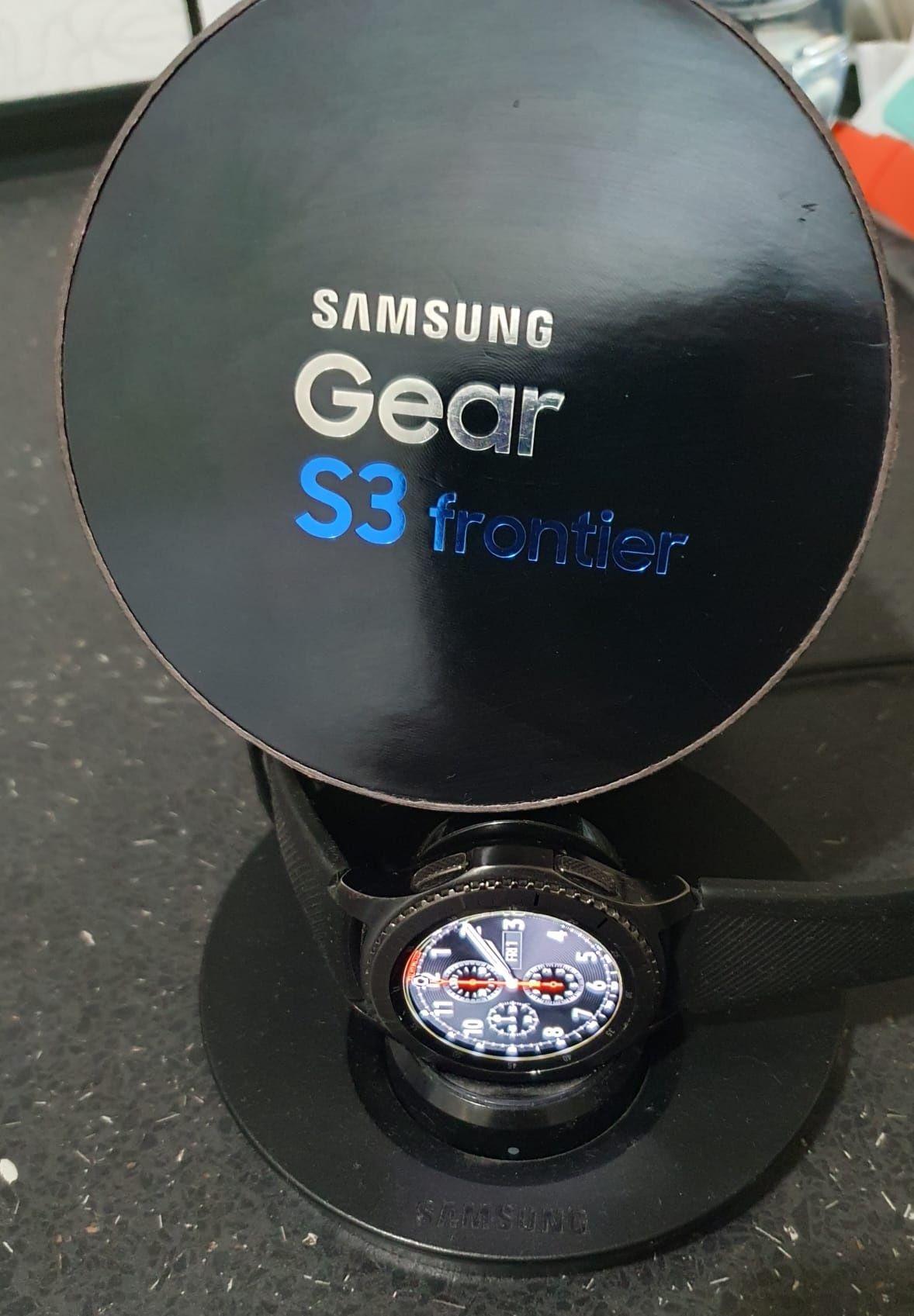 samsung gear S3 frontier  are 10 curele