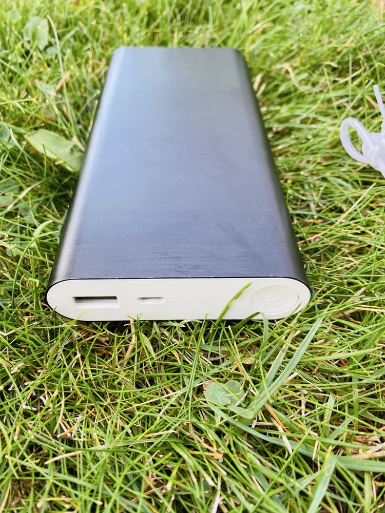 Преносима външна батерия Xiaomi Mi Power Bank 20800mAh